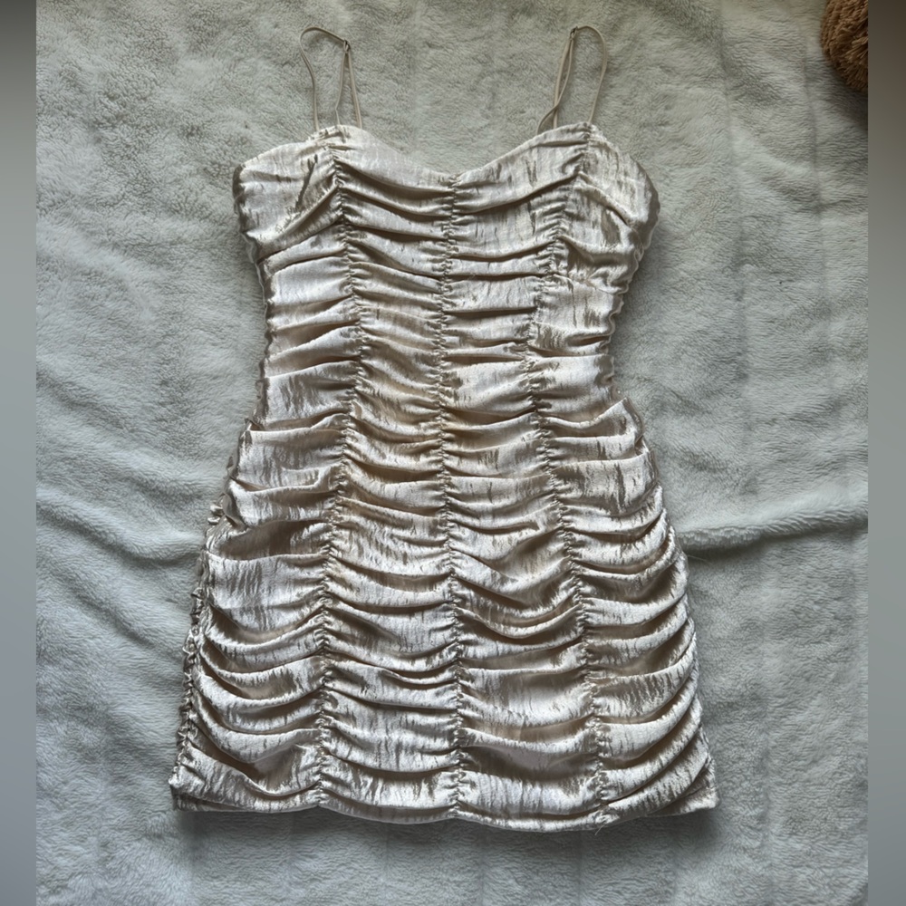 Lucy in the Sky gold mini scrunched up dress size small
